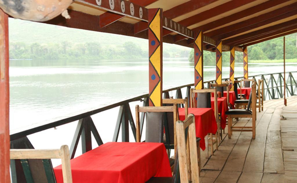 Afrikiko River Front Resort Akosombo Buitenkant foto